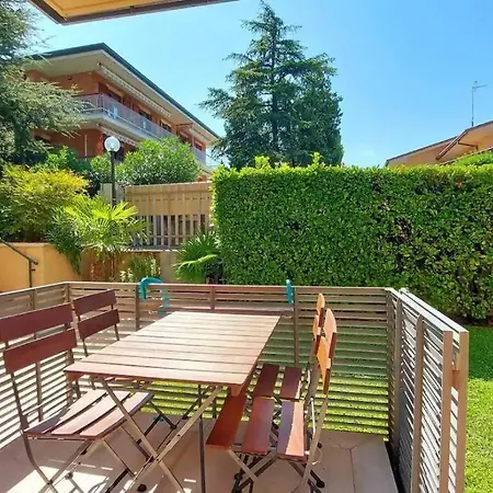 Colors Pool Apartment